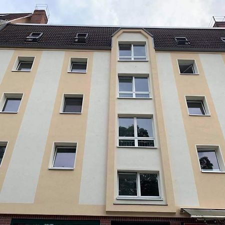 Top Lage 2 Zimmerwohnung Mit Balkon Und Bester Aussicht In Og 2 Links Rostock Kültér fotó